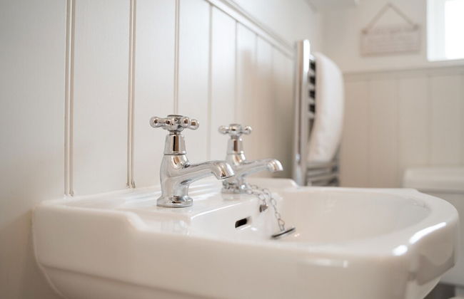 Stunning 2 Bed Cottage in Fordwells - Foto 24