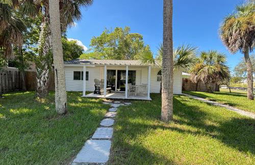 Stingray - Intimate Quaint on Imperial River 1.4 mi. 2 Beach - Foto 26