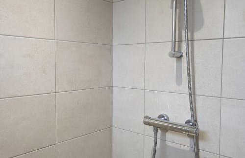 Gîte Authentique à Villemurlin avec Jardin et Parking - FR-1-590-527 - Foto 12