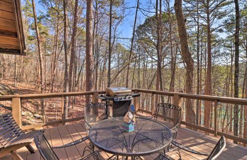 Scenic Greers Ferry Cabin with Deck and Fire Pit! - Foto 20