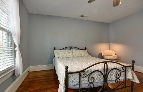 Great for Travel Nurses! Winston-Salem Gem with Yard - Photo 19