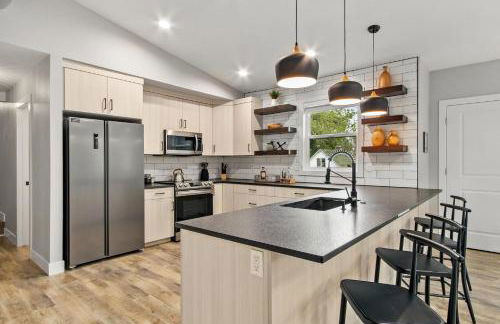 Spacious Downtown Apartment – Walk to Old Town Fc! - Foto 9