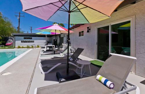 Quintessential Family Palm Springs Salt Pool Spa Casita - Foto 48