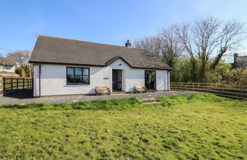 Glyn Cottage - Photo 1