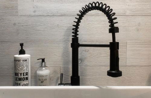 French Country Cottage Dock & Screened Porch - Photo 22