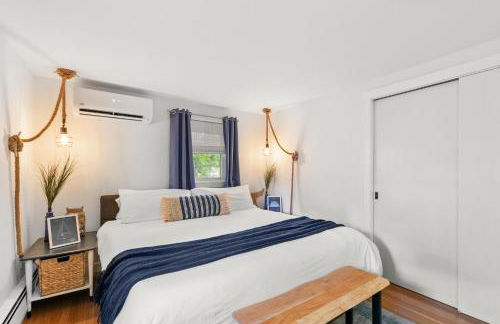 Modern Beach & Pond Getaway in Heart of Cape Cod - Foto 25