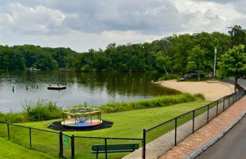 London Towne Bungalow Wloft - Walk To The Beach! - Foto 5