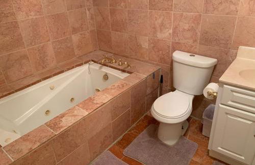 Bloomingdale Beauty near Union Station - Foto 16