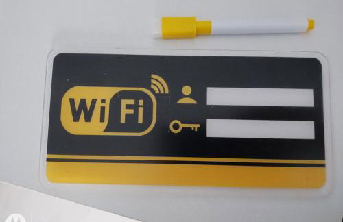 AMIRI Hollywood 5 mins from Hard Rock Stadium & The Guitar - Foto 78