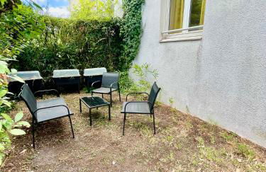 proche kedge et universitée appartement cosy avec parking ,cuisine équipée ,sdb et jardin - Foto 19