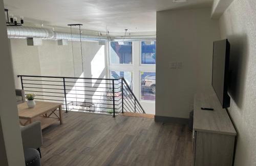 Main Street Farmhouse City Retreat by Hollyhock - Foto 16