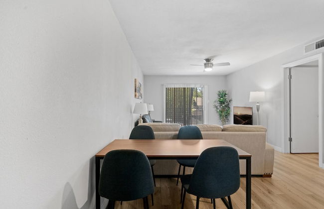 Modern 2BR Near UT Hyde Park Evonify - Foto 28