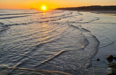 Portrush Apt with Stunning Sea Views- West Beach 5 - Foto 18