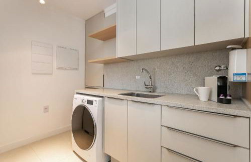 Xtay Soho Florianópolis - Spacious studio in a residential area, next to the Public Defender's Office and Trompowsky Corporate - Photo 5