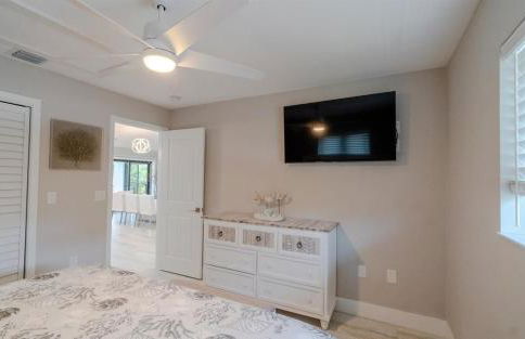 Villa Franchella - Waterfront Luxury Home, Pool, 45 Dock - Foto 23