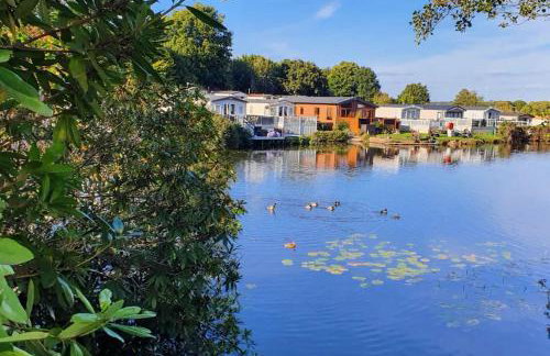 Coghurst Hall Holiday Home Sleeps 6, 2 bedrooms - Foto 26