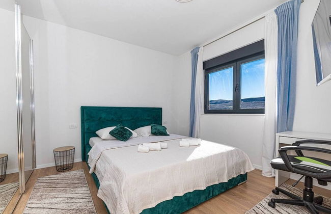 Luxurious Sanctuary Villa Primorski Dolac With Pool - Foto 3