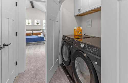 Lux House & Carriage house Furnished for Comfort - Foto 35