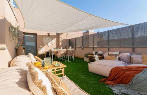 Penthouse with Private Terrace & Pool Access - Foto 6