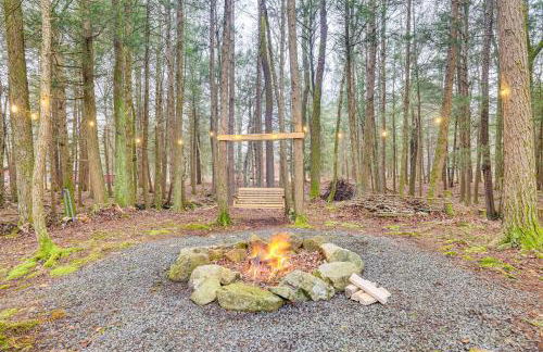 Fire Pit, Games and Outdoor Fun! Poconos Retreat - Foto 2