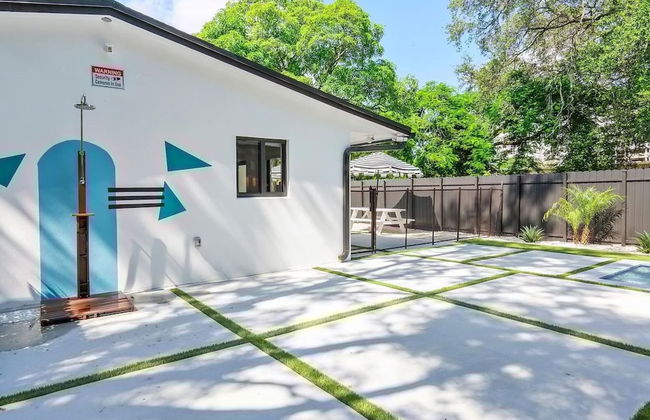 Fresh Modern With Pool Oasis - Foto 20