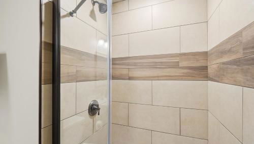 Speakeasy Attached, Walkable to Cavs, Flats, Casino - Foto 5