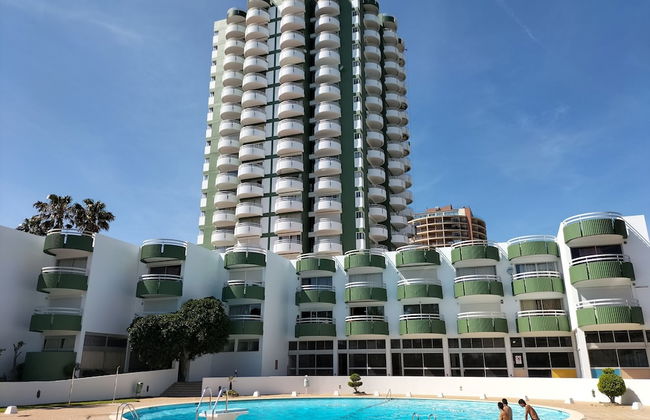 Amazing Green Tower 3 Castle Flat With Balcony - Photo 43