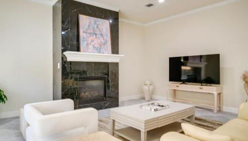 Spacious and Modern Home in Montgomery with Deck! - Foto 5