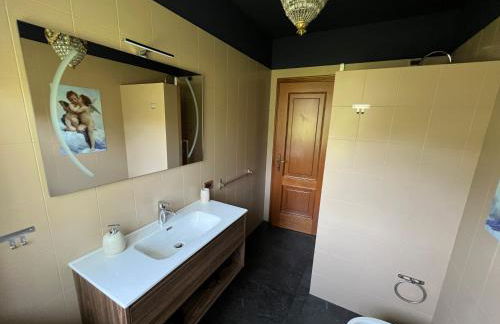 Luxe Villa Monte Rosa met zwembad in een wijngebied - Foto 28