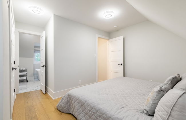 GLOBALSTAY. Fancy Downtown Apartments - Photo 4