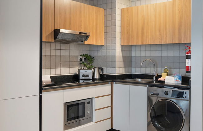 Citadines Metro Central Dubai - Photo 41