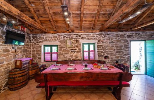 4 Bedroom Amazing Home In Benkovac - Foto 21