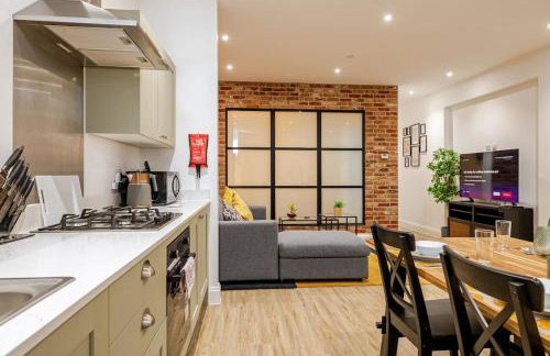 Brand New Apt - Beach Breeze Spacious 1-Bedroom Apartment with parking - sleeps 4 ppl- internet - Foto 7