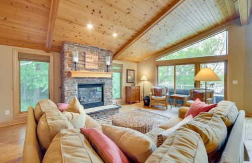 Wisconsin Vacation Rental with Fire Pit on Long Lake - Foto 5