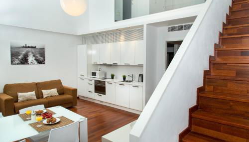 Glasir Homes Barcelona - Photo 1