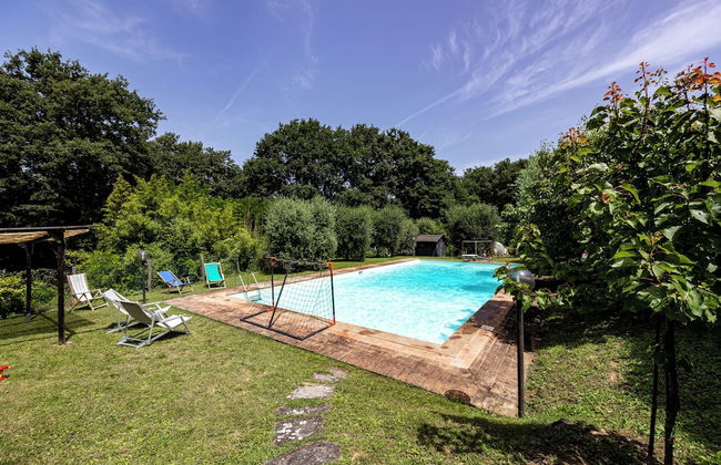 Semidetached Villa Shared Pool - Photo 1