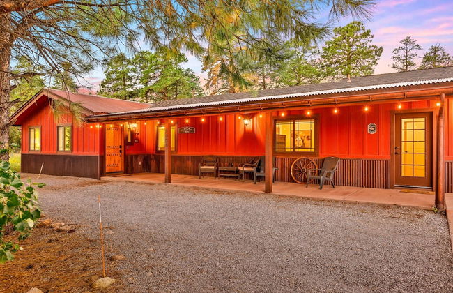 Spacious Canyon Peak Pine View Home Game Room Hot Tub - Photo 44