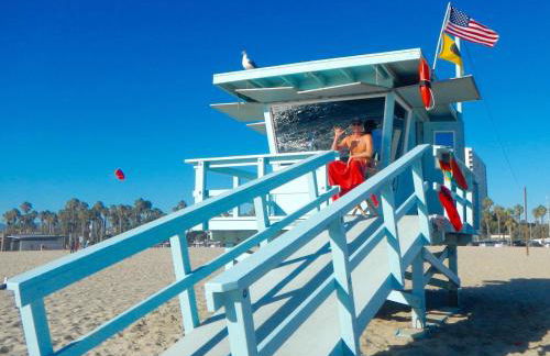 Villa Marina - AMAZING Modern, Spacious, Stylish 2 Master Suites in CENTRAL Marina Del Rey - Photo 12