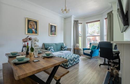 Tettenhall Lodge Gardens - Photo 1