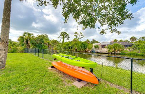 Canal-Front Retreat w/ Heated Pool & Hot Tub! - Foto 26