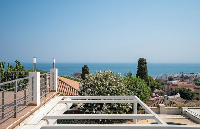 Spacious 3BR Villa with pool and views - Foto 57