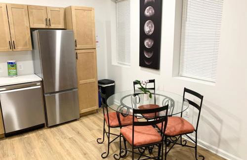 Budget Friendly 2BD-2BA apt in Federal Hill - Photo 22
