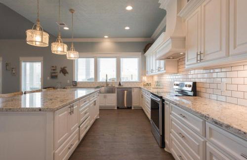 Gorgeous 5BR Sleeps 20 Great OutDoor Entertainment - Diamond in the Dunes - Foto 27