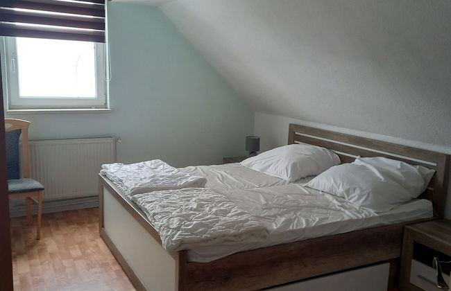 Stilvolle Wohnung in Stormbruch mit Garten - Photo 3