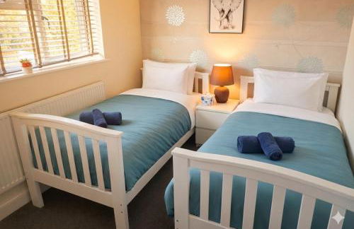 Spacious Modern 5 bedroom home near Heathrow Windsor - Foto 29