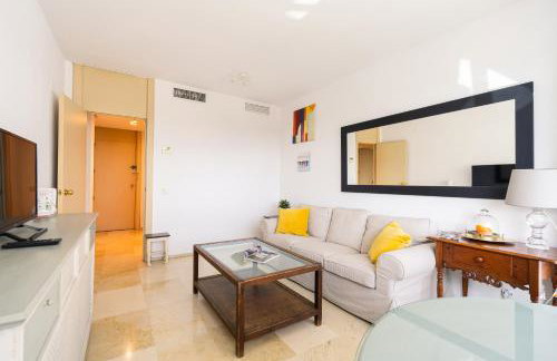 Vistas a Plaza de España y Parking Gratuito - Foto 6