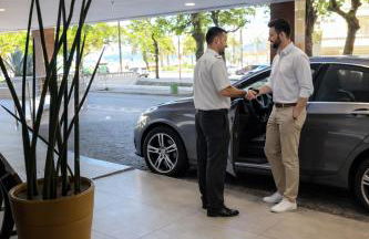 Flat em frente ao mar com piscina varanda e AC - Foto 25