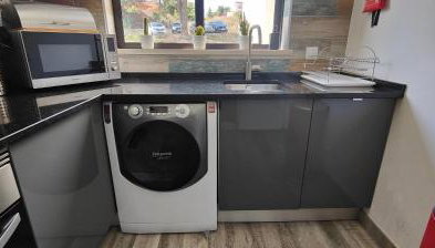 The Swallow's rest beach house - Meia Praia - Foto 4