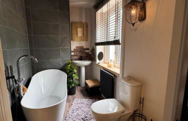 Hot tub Retreat In The Valley's Of South Wales - Foto 10