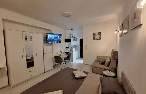 Mystic Grey Studio Apartment - Foto 2